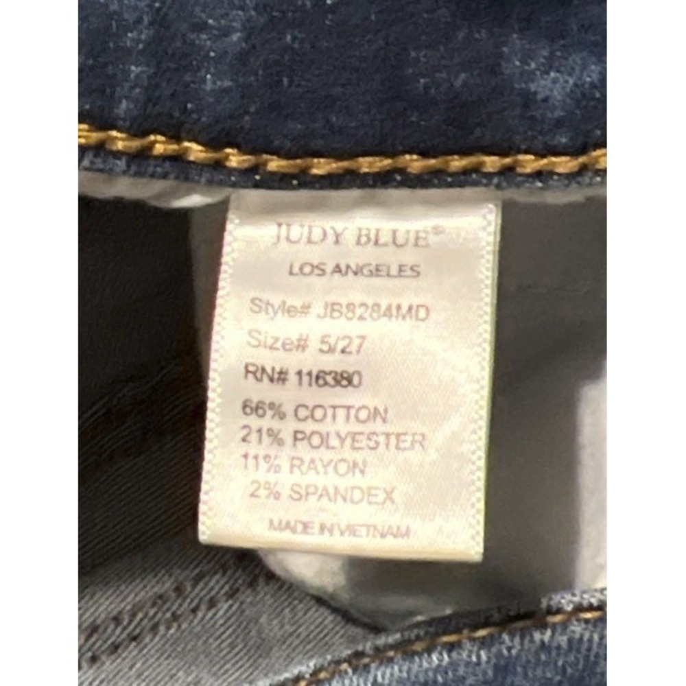Judy Blue Boyfriend Fit‎ Mid Rise Distressed Tapered Jeans Size 5/27 (27x29) - Picture 4 of 11